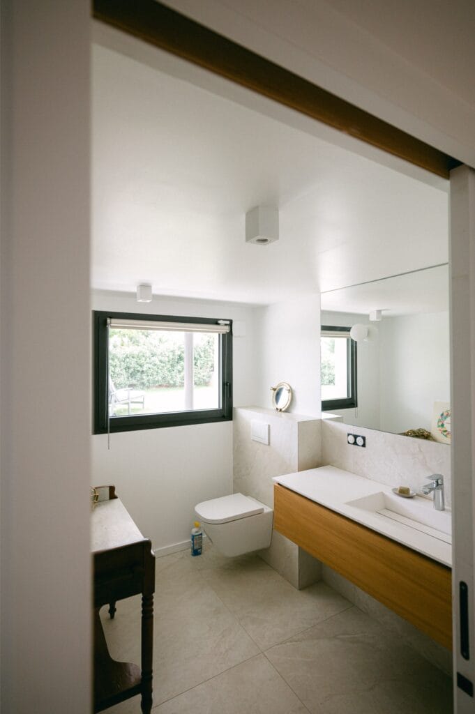 SdbGuest 2 bas- Villa de Luxe La Cadière d'Azur French Riviera